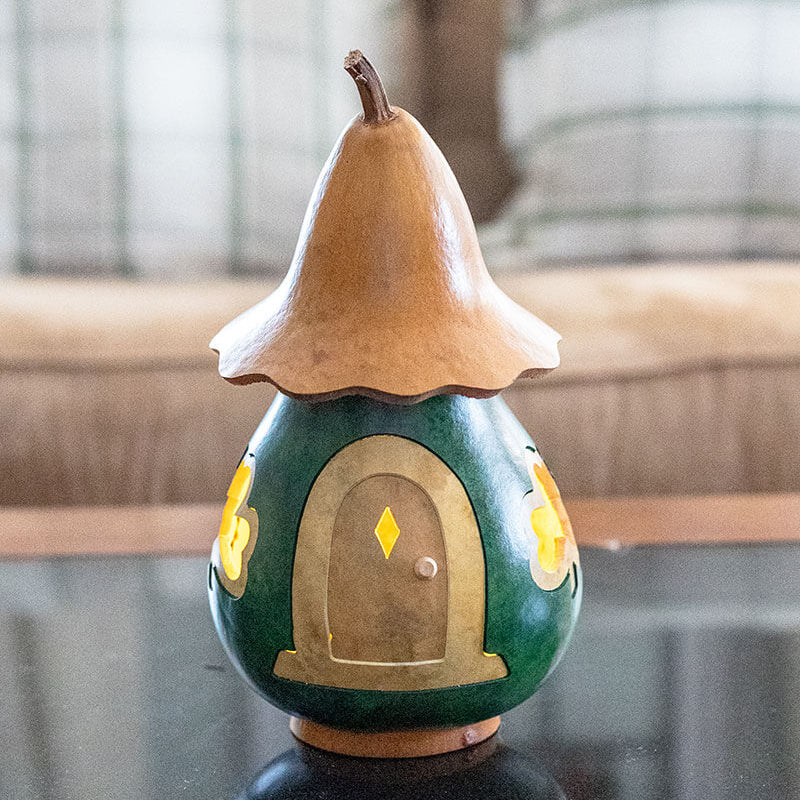 Saint Patrick's Day Cottage at Meadowbrooke Gourds. 