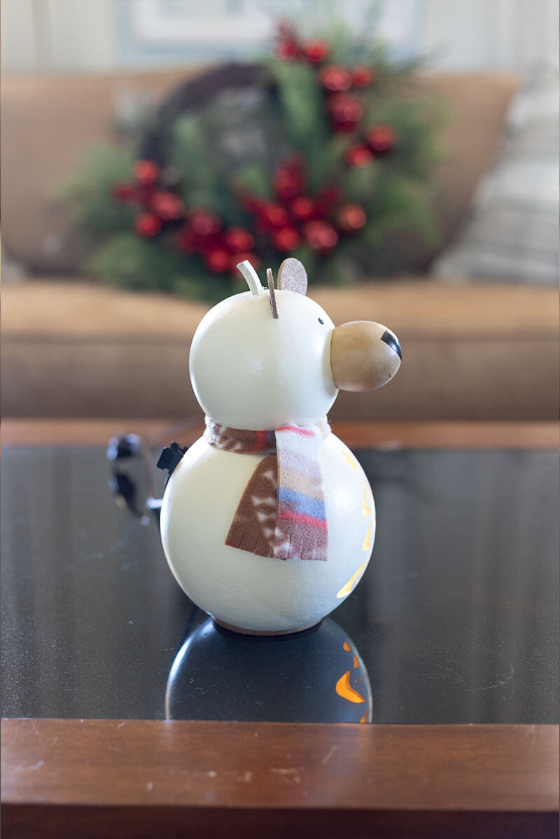 Polar Bear Gourd Side View at Meadowbrooke Gourds. 