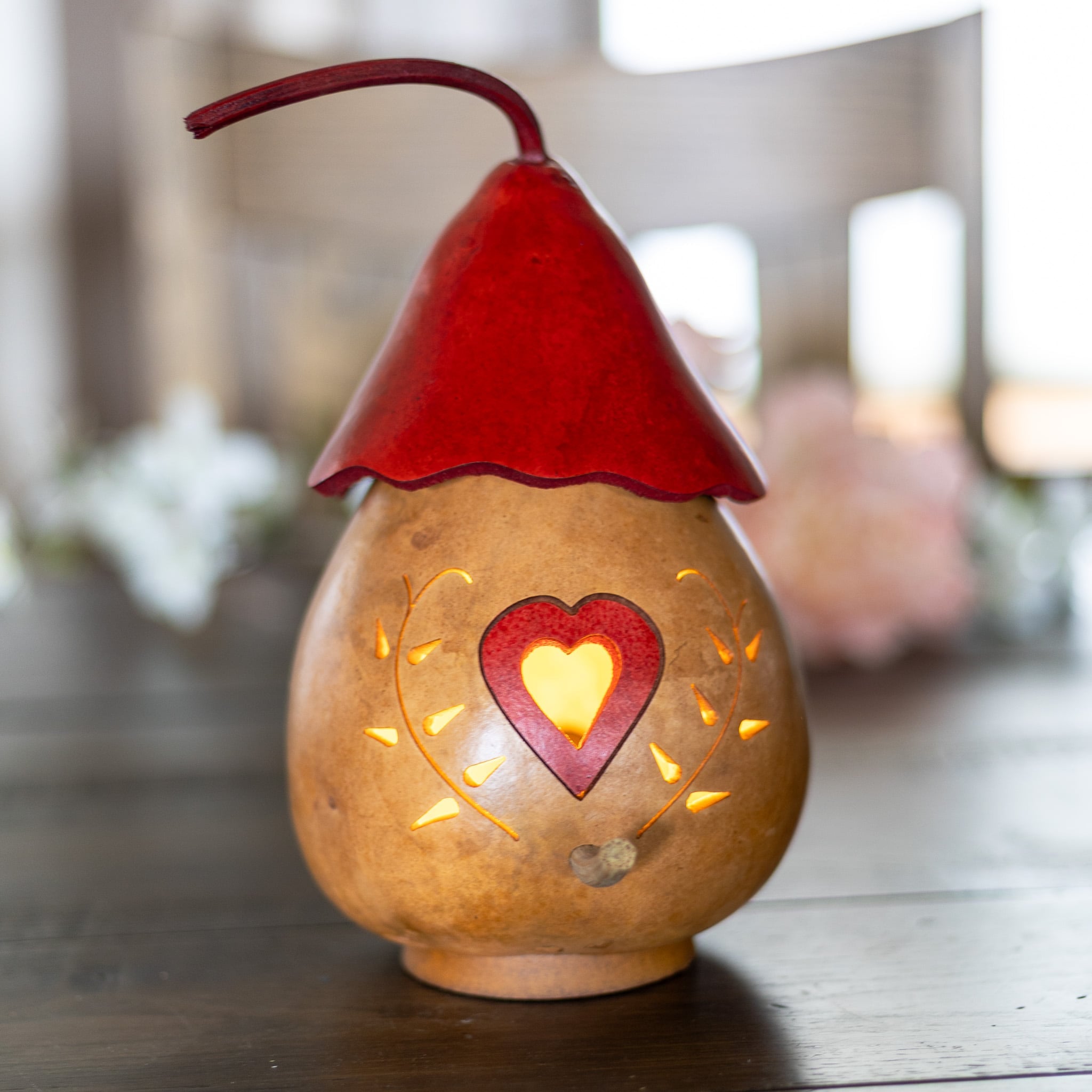 Valentine Birdhouse Heart Cottage