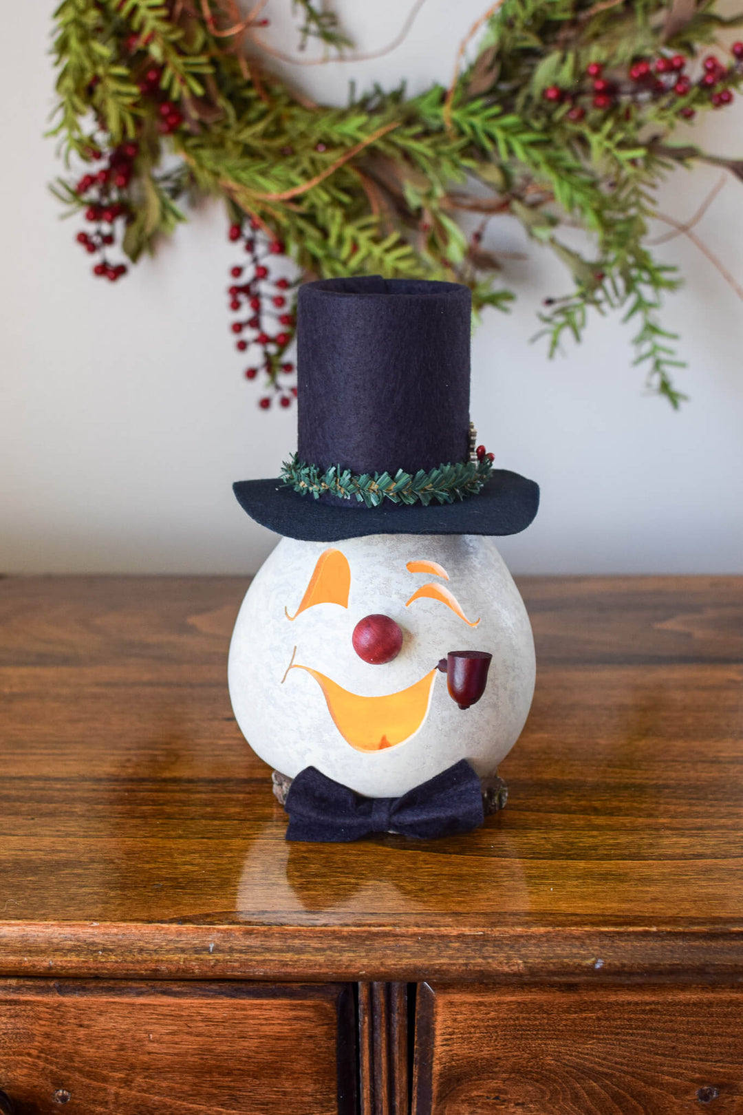 Clyde Small Lit at Meadowbrooke Gourds. 