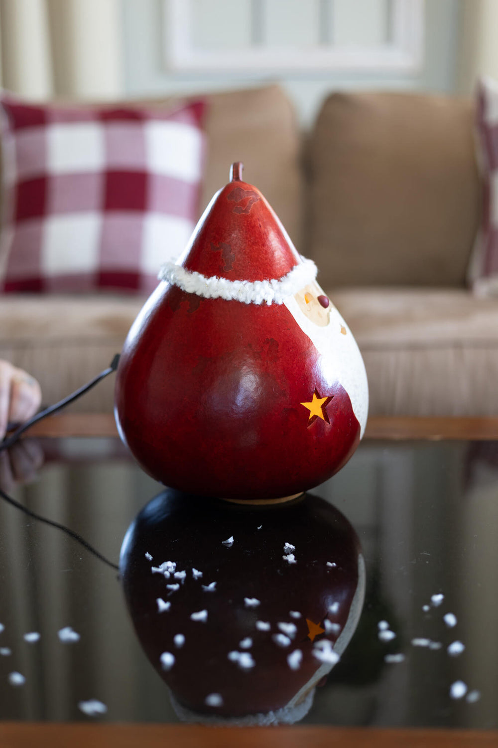 Large Lit Santa Right Side View at Meadowbrooke Gourds. 